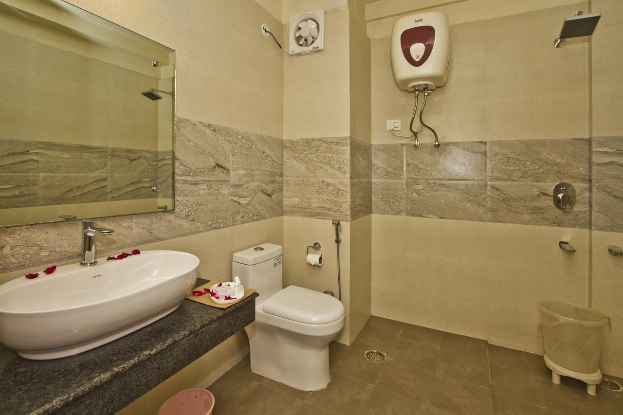 Hotel Park Residency Manāli Esterno foto